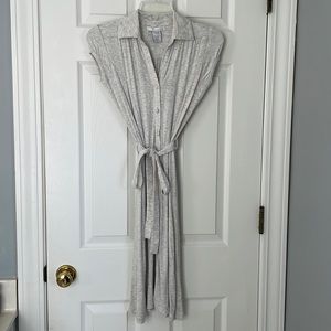 Heather/Cream Button Down Tshirt Dress with waist tie by Design History; XS.